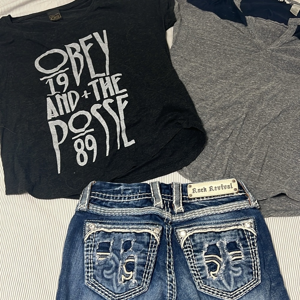 Bundle of Buckle Clothes - Picture 2 of 3